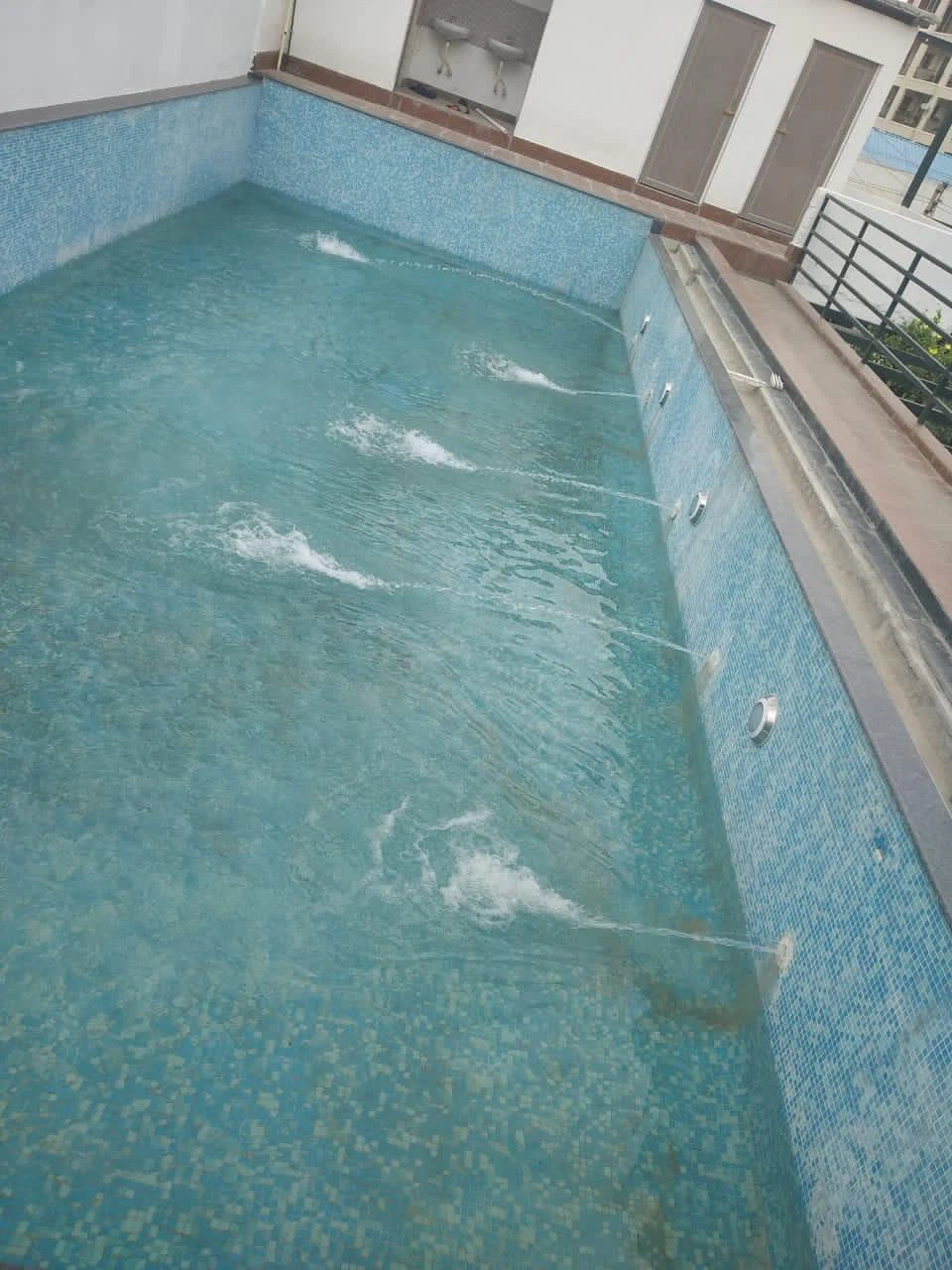 1C0Z43WO4EV1Z[@TO`F3ZPR